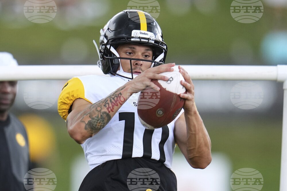 Steelers Camp Football