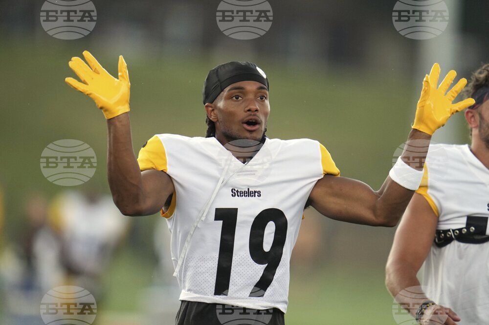 Steelers Camp Football