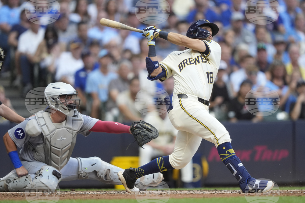 Cubs Brewers Baseball