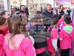 Община Хасково: Стотици хасковски деца облякоха днес розови фланелки, за да кажат „Не на тормоза!“