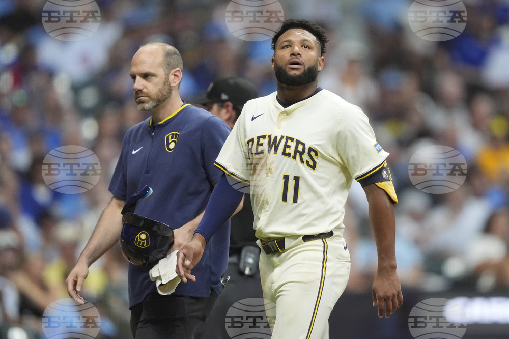 Cubs Brewers Baseball