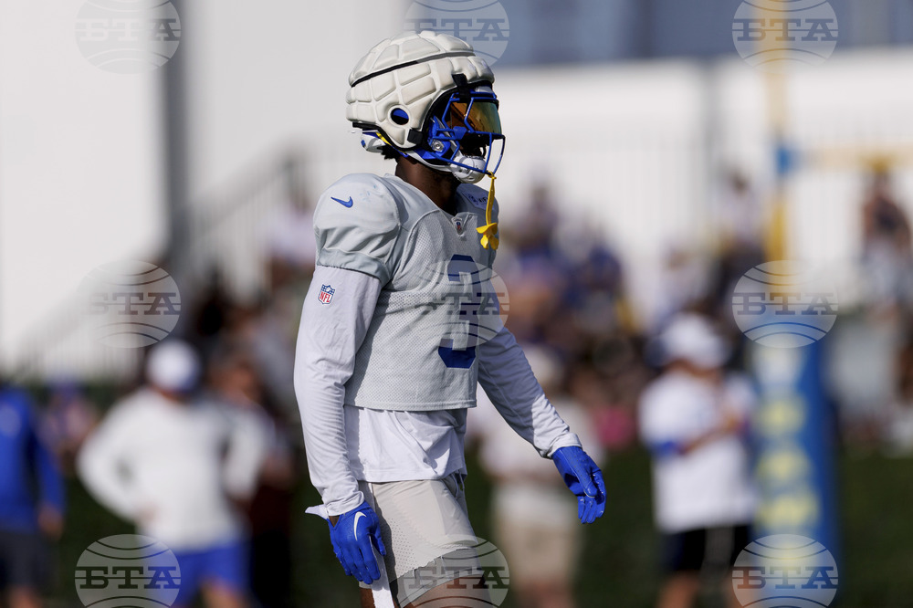 Rams Camp Football