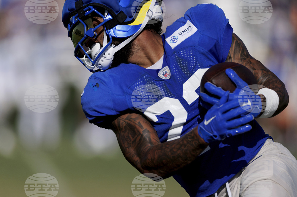 Rams Camp Football