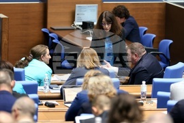 Парламент - заседание