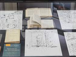 Варна - „Поетът на видимия свят“ - Кенет Уайт - изложба