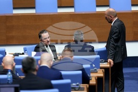 Парламент - заседание