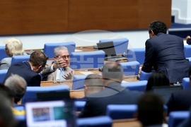 Парламент - заседание