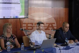 Земите и горите на орела - заключителна пресконференция