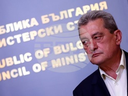 Министерски съвет - Даниел Митов - брифинг