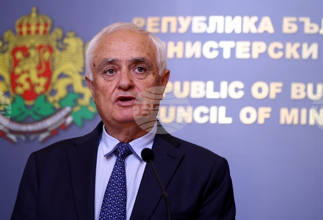 Army, Navy, Air Force Are on Standby, Ready to Extinguish Wildfires