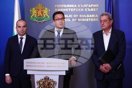 Министерски съвет - Даниел Митов - брифинг
