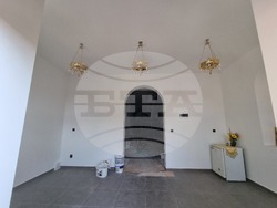 Сливен - църковен двор - премахване на дървета