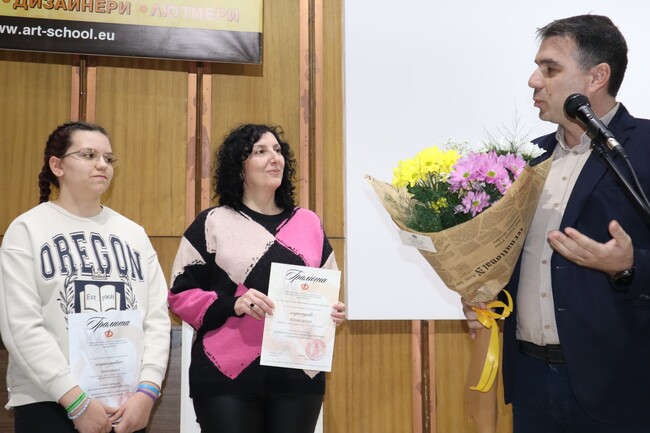 Областна администрация Стара Загора - награди от конкурс "Наследници на Дечко Узунов"