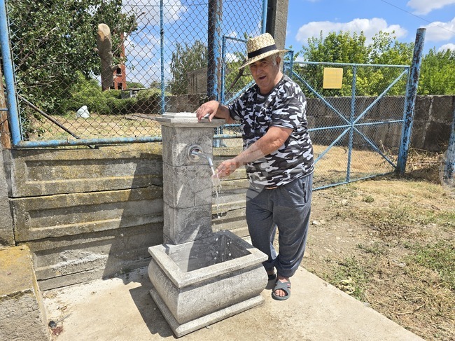 В Долни Дъбник Общинският съвет разреши водовземането на минерална вода за обществена чешма