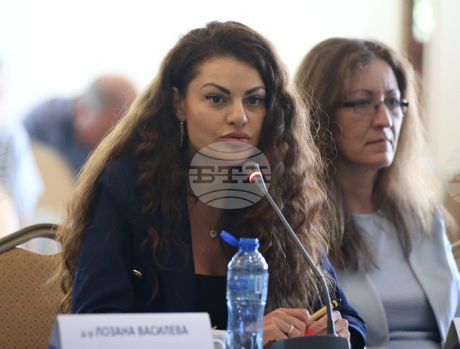 Държавен фонд "Земеделие" е в пълна готовност да направи прехода към единната европейска валута безпроблемно, заяви изпълнителният директор