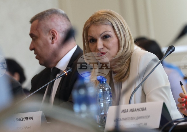 Въвеждането на еврото няма да се отрази на финансовия ресурс, с който разполагаме, посочи земеделският заместник-министър Лозана Василева