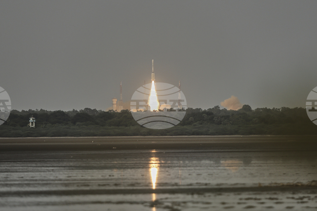 НАСА и Индия изстреляха сателитна мисия за наблюдение на Земята