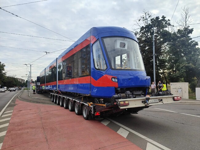 Румънският град Орадя модернизира обществения си транспорт със средства по Националния план за възстановяване и устойчивост