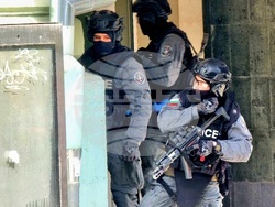 Варна - регионално учение за противодействие на ситуация с превзет обект от терористи с вземане на заложници