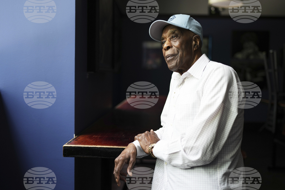 Buddy Guy Portrait Session