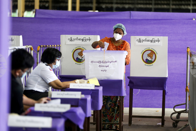 Първият етап от парламентарните избори в Мианма ще бъде произведен на 28 декември, съобщи държавната телевизия