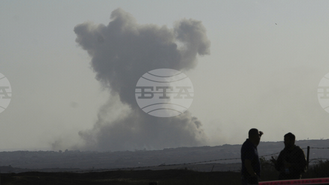 Здравните власти на ивицата Газа съобщиха, че най-малко 38 палестинци са били убити миналата нощ и днес, докато са чакали за хуманитарна помощ