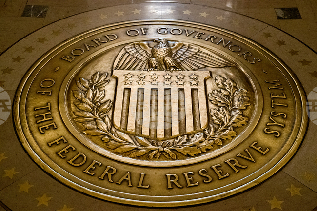 УФР отново остави лихвите си без промяна, противопоставяйки се на Тръмп 