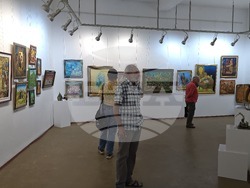 Белоградчик - книги - „Съвременни български наивисти“ - арт наивистично изкуство