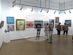 Белоградчик - книги - „Съвременни български наивисти“ - арт наивистично изкуство