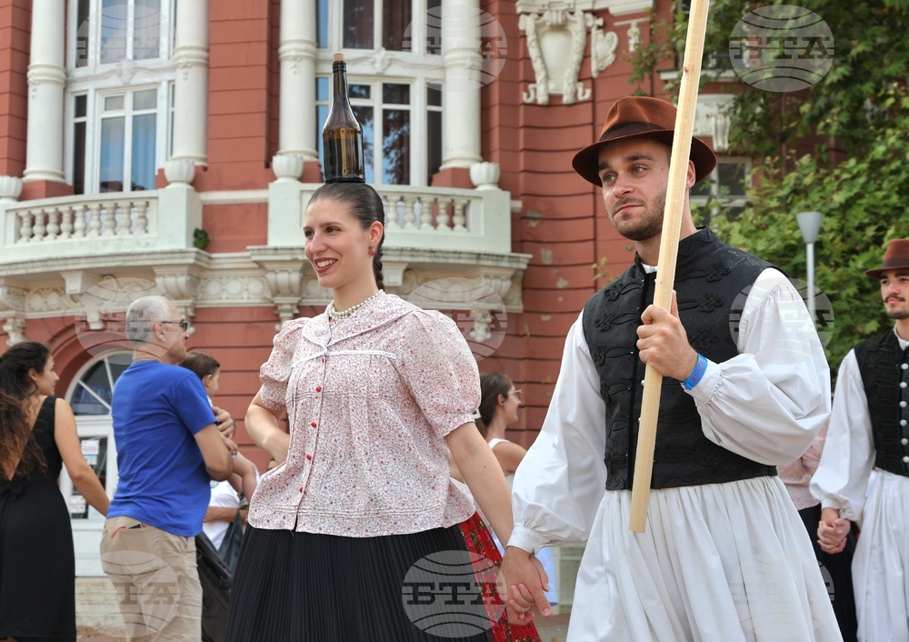 Варна - Международен фолклорен фестивал „Варненско лято“