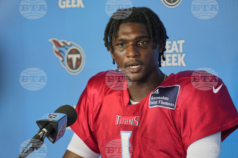 Titans Camp Football