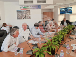 Неделино - Общински съвет - траурен автомобил