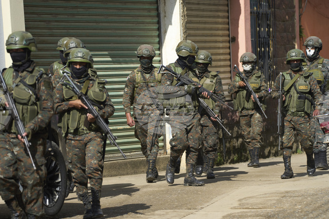 Силите за сигурност на Гватемала са в повишена готовност след убийството на мексиканския наркобарон Ел Менчо