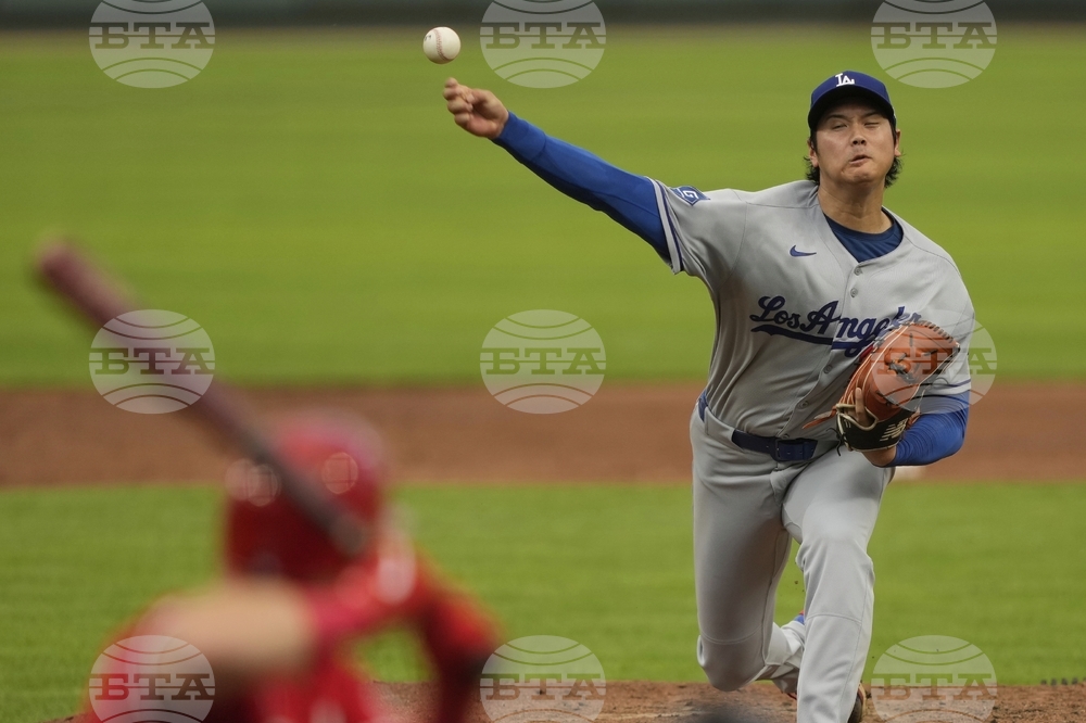 Dodgers Reds Baseball