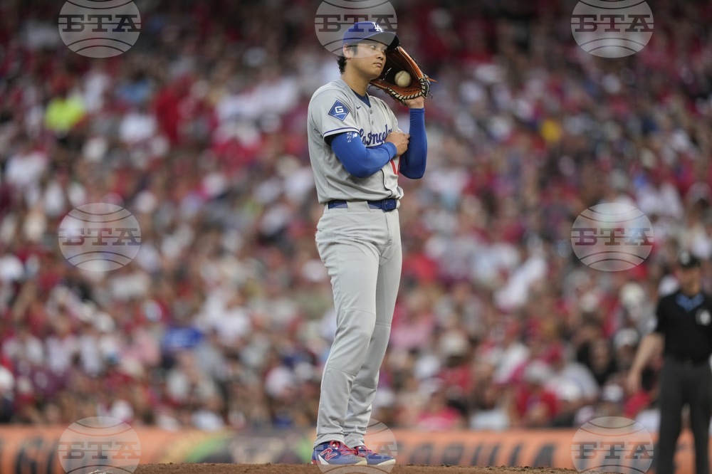 Dodgers Reds Baseball