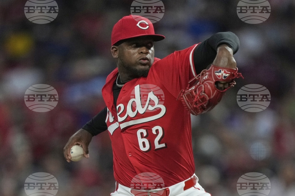 Dodgers Reds Baseball