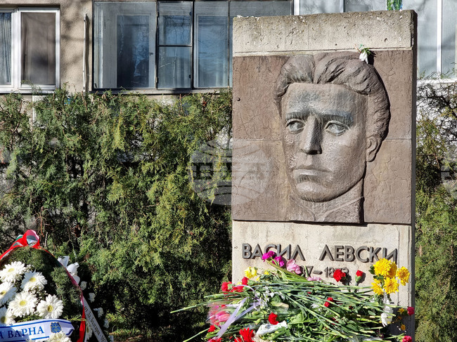 Варна - Васил Левски - паметни знаци