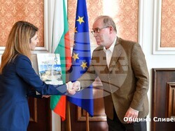 Снимка: Община Сливен - Община Сливен получи висока оценка за работата си по проект на УНИЦЕФ