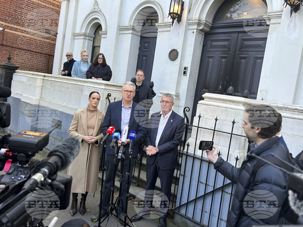 Australia-Synagogue-Fire