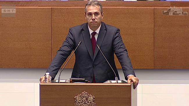 Според „Възраждане“ правителството не успява да провежда политика за справяне с безводието и управлението на ВиК сектора в България