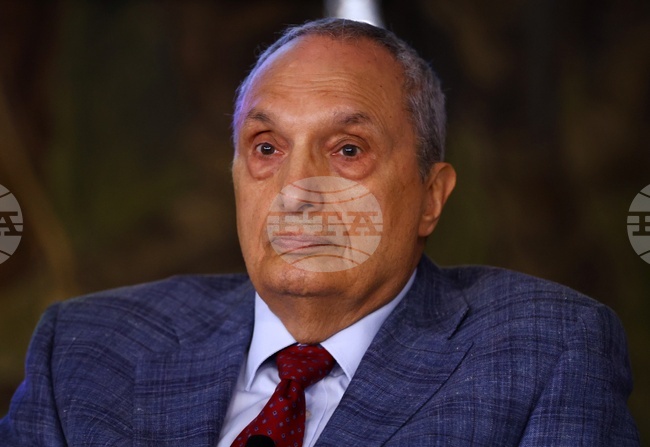 Само градивният протест може да причини успешна промяна, каза Иван Костов на беседа в Софийския университет