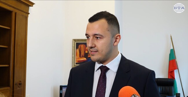 Разбира се, че е възможен пълен мандат, каза Габриел Вълков от „БСП – Обединена левица“