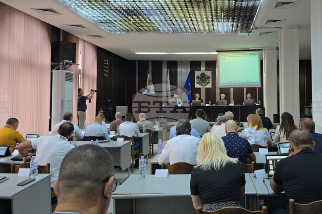 Общинският съвет в Сливен одобри нови защитени училища и стипендии за изявени ученици на обща стойност 56 500 лв.