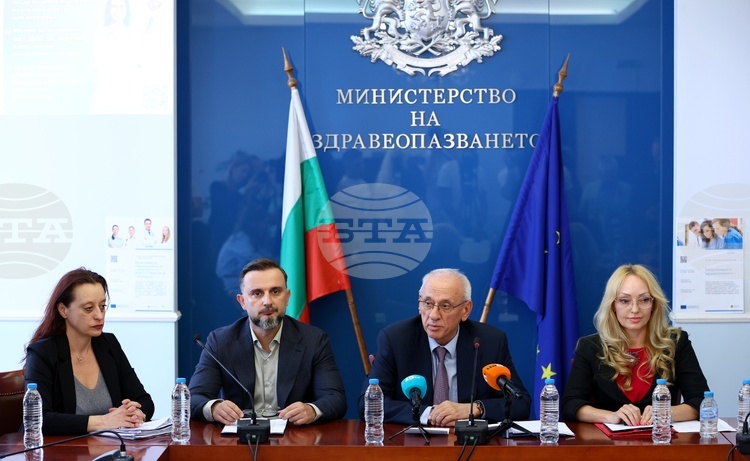 Health Ministry Supports Over 300 Young Medical Professionals through Specialization Projects