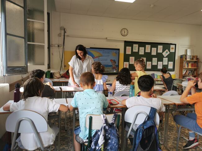 Ученици и учители от Българското училище „Св. св. Кирил и Методий“ в Барселона ще открият новата учебна година днес