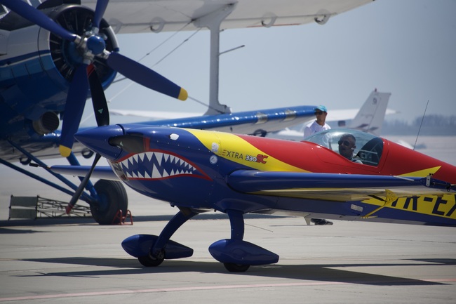 Въвежда се пълна забрана за дронове по време на предстоящо авиошоу в Бургас, съобщиха от общината 