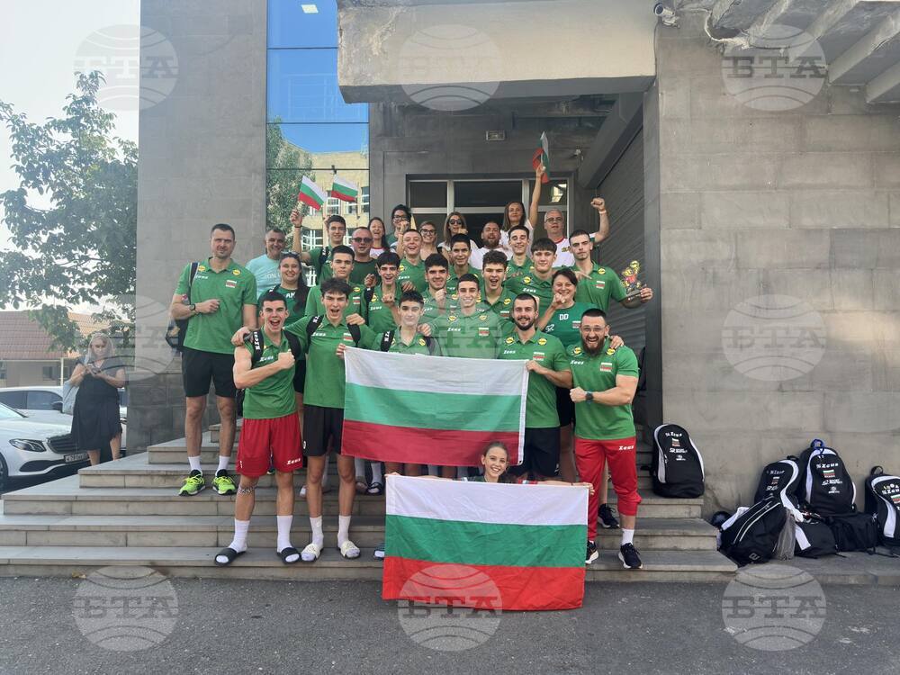Националният тим по волейбол юноши за до 16 години си тръгна от Европейското първенство със загуба от Италия