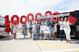 Бургас - летище - посрещане на едномилионен пътник за 2025 година