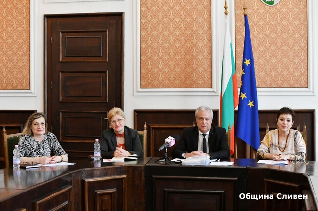 Община Сливен: Местният парламент ще гласува инвестиционната програма на Общината за 2023 г. 