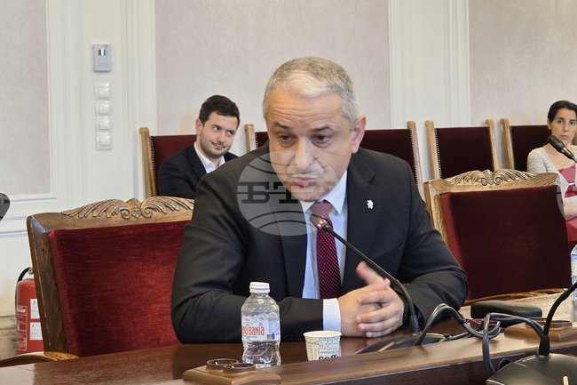 Време е Законът за предучилищното и училищното образование да бъде подобрен, каза Ангел Янчев от „Възраждане" 